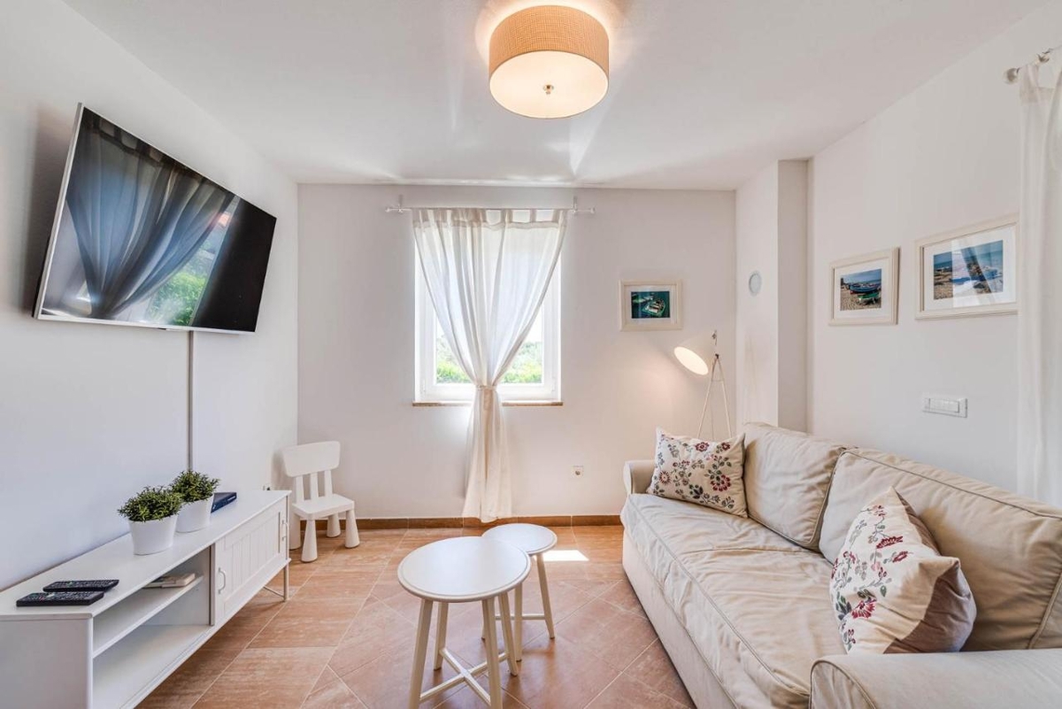 Kolumbera, Višnjan, 144m2