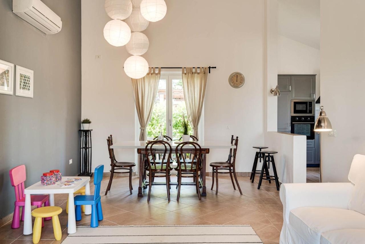 Kolumbera, Višnjan, 144m2