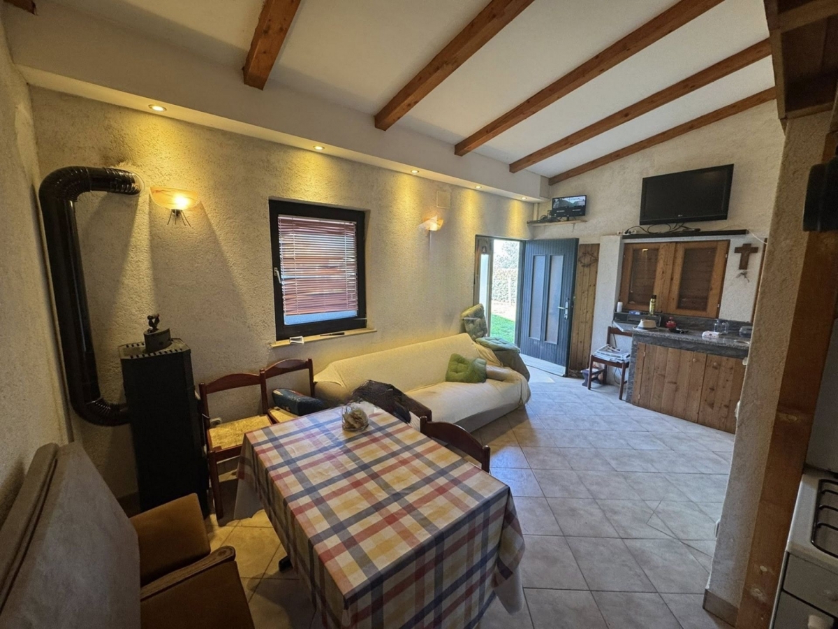 Monteserpo - Komunal, Pula, 27m2