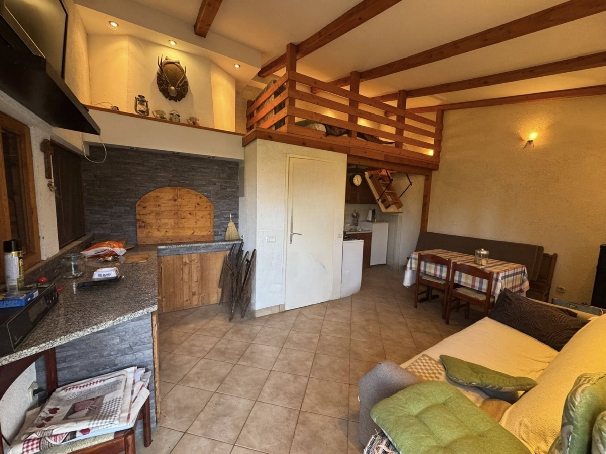 Monteserpo - Komunal, Pula, 27m2