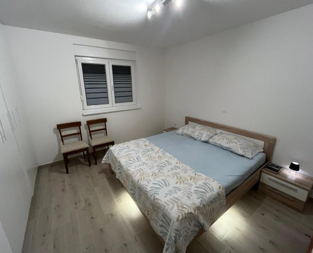 Peroj, Vodnjan, 64m2