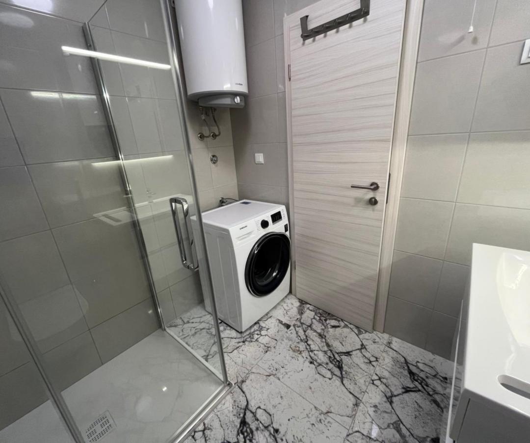 Peroj, Vodnjan, 64m2