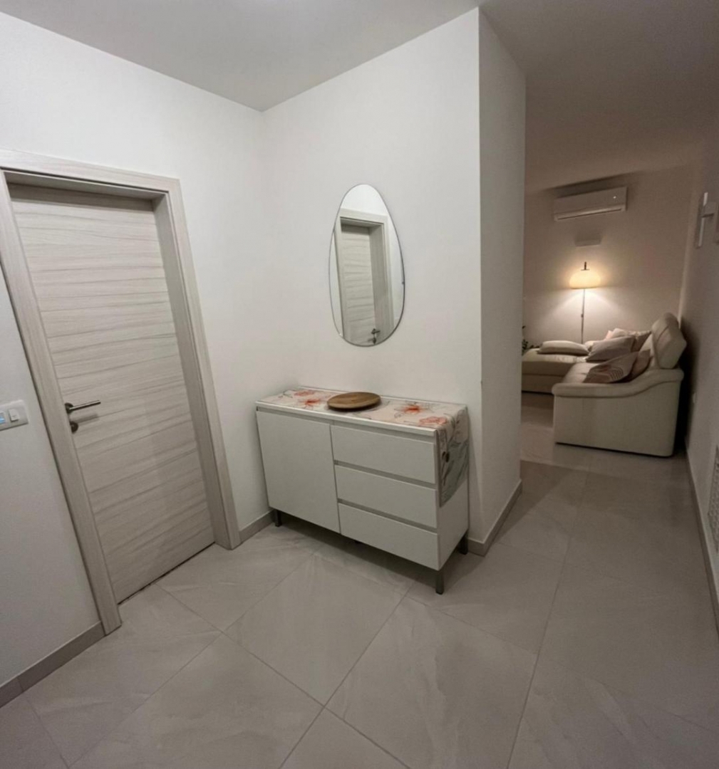 Peroj, Vodnjan, 64m2