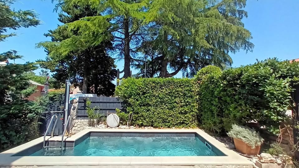 Krnica, Marčana, 145m2