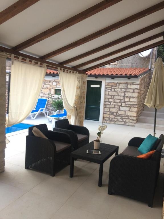 Sveti Lovreč, 160m2