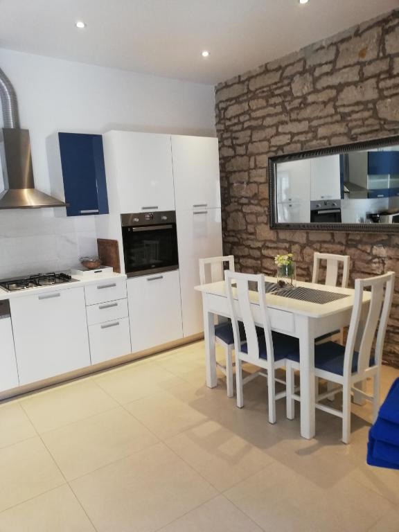 Sveti Lovreč, 160m2