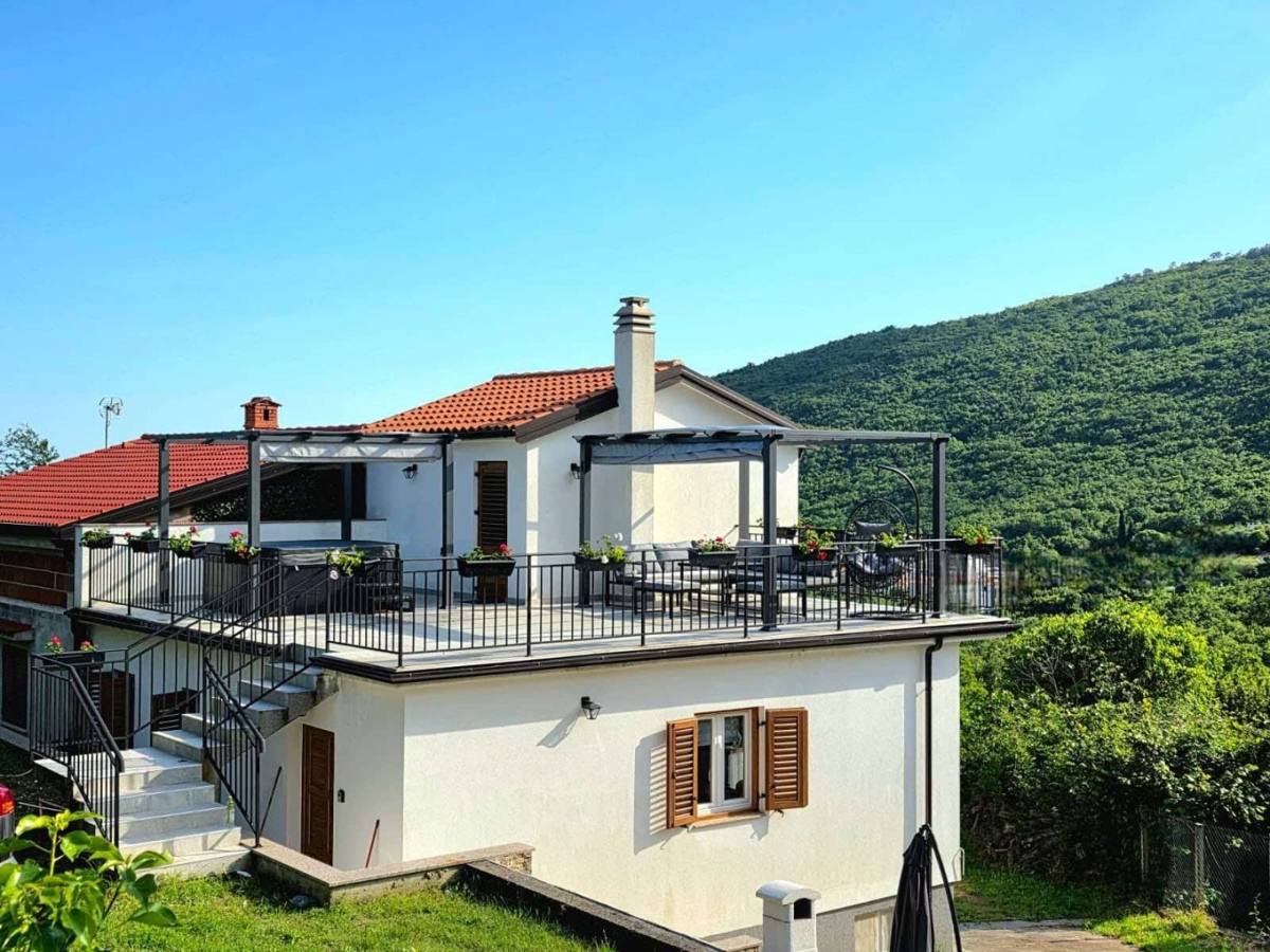 Brseč, Mošćenička Draga, 130m2