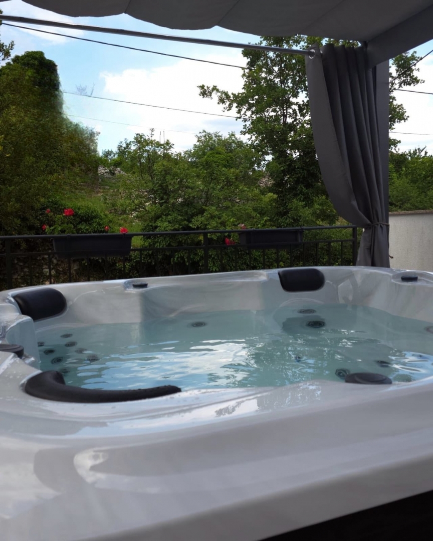 Brseč, Mošćenička Draga, 130m2