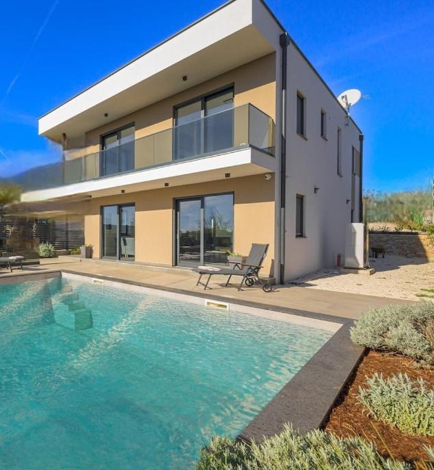 Svetvinčenat, 244m2