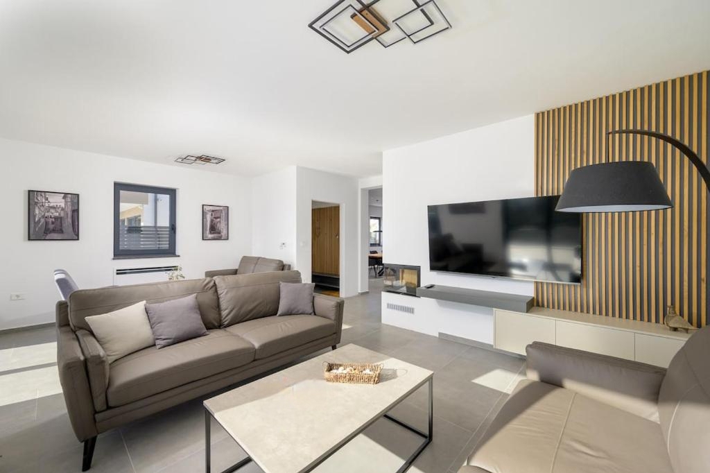 Svetvinčenat, 244m2