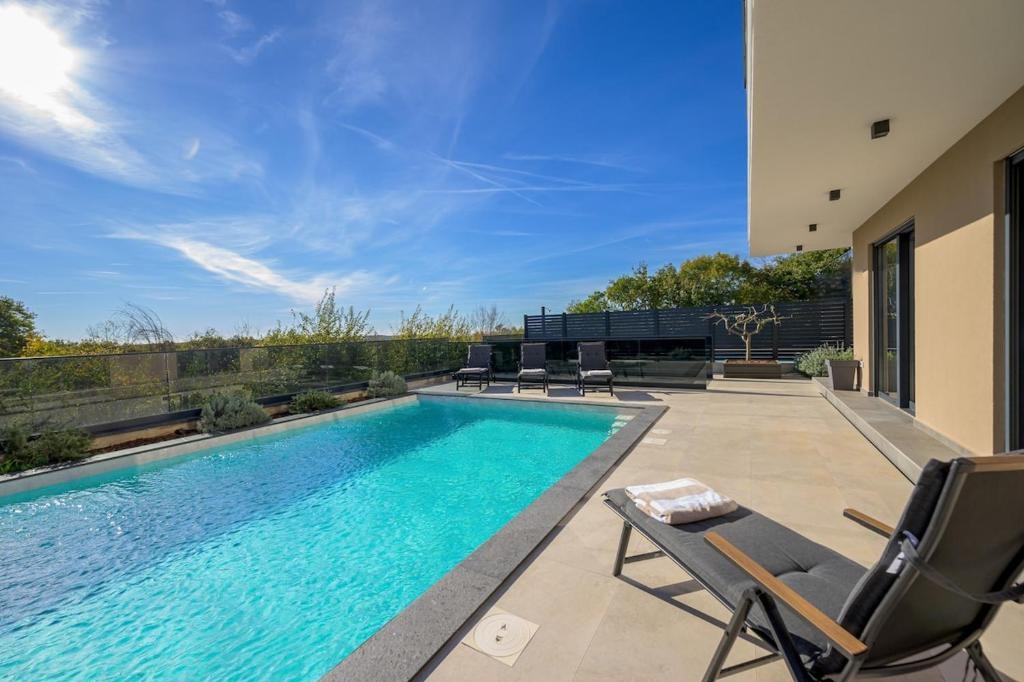 Svetvinčenat, 244m2