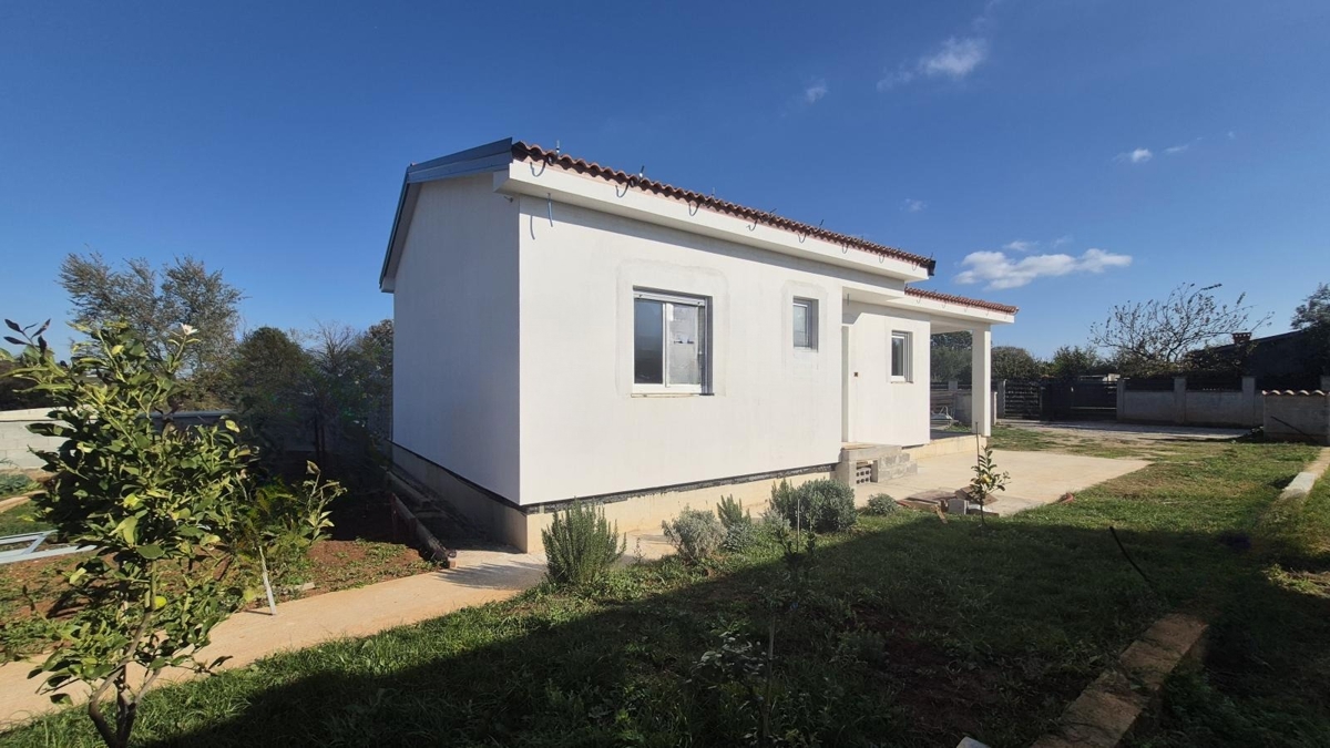 Monteserpo - Komunal, Pula, 81,53m2