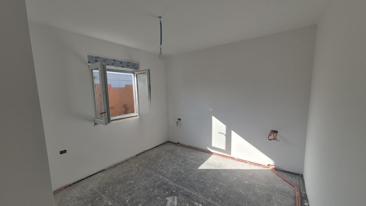 Monteserpo - Komunal, Pula, 81,53m2