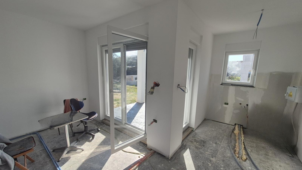 Monteserpo - Komunal, Pula, 81,53m2