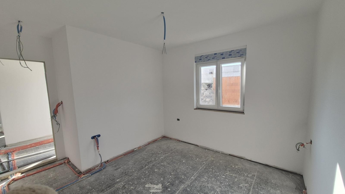 Monteserpo - Komunal, Pula, 81,53m2