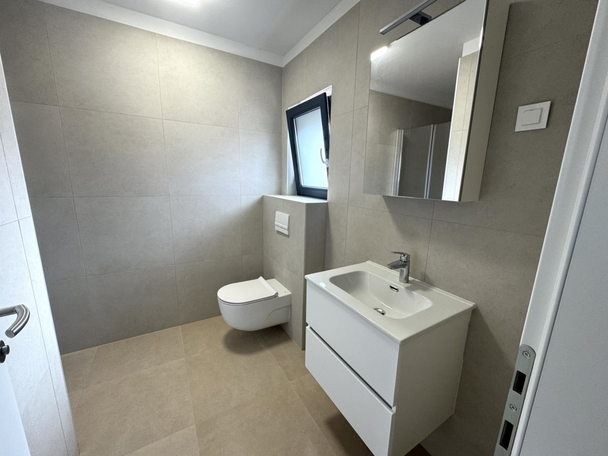 Juršići, Svetvinčenat, 155m2