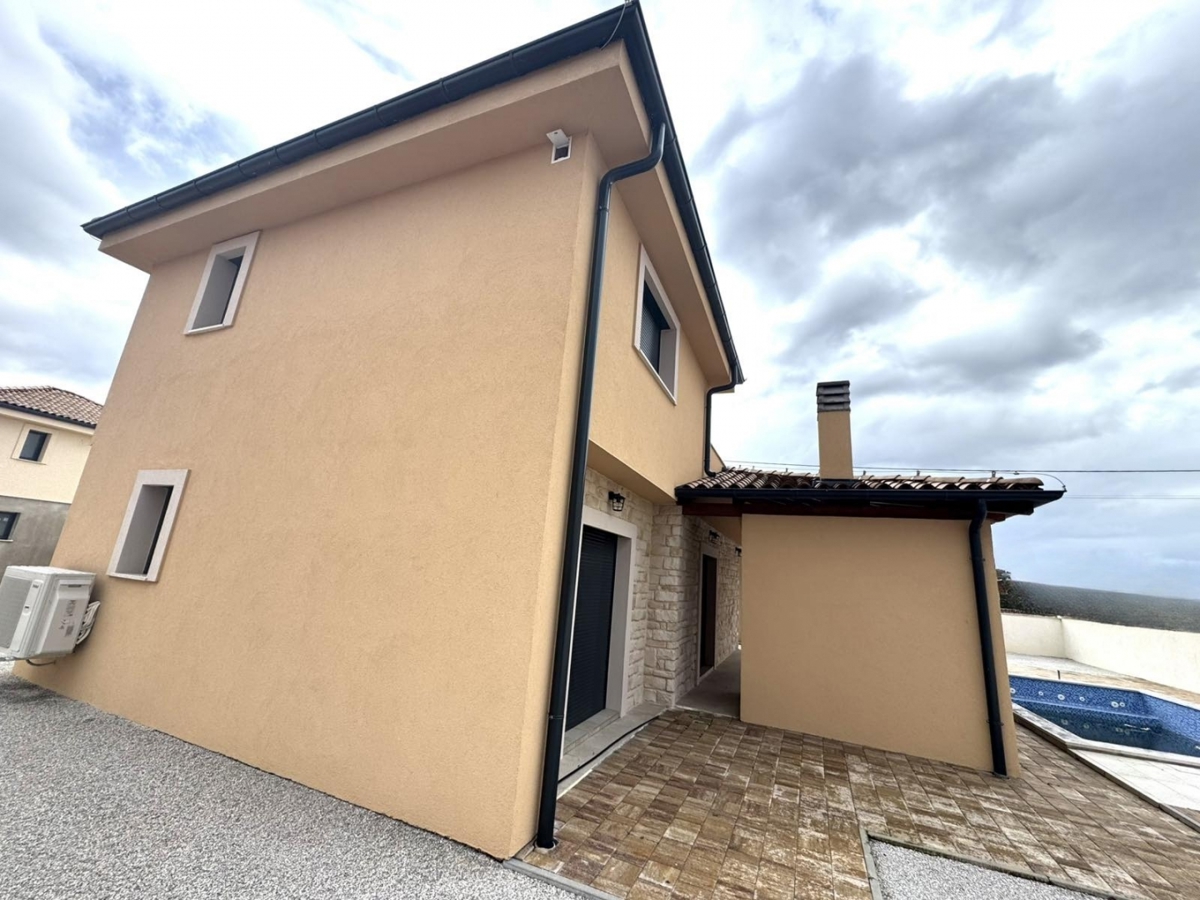 Juršići, Svetvinčenat, 155m2