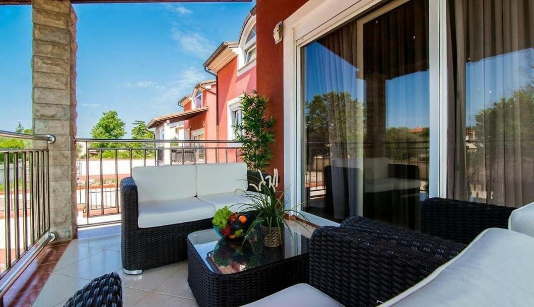 Valdebek, Pula, 350m2