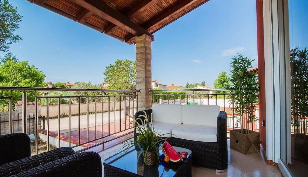 Valdebek, Pula, 350m2