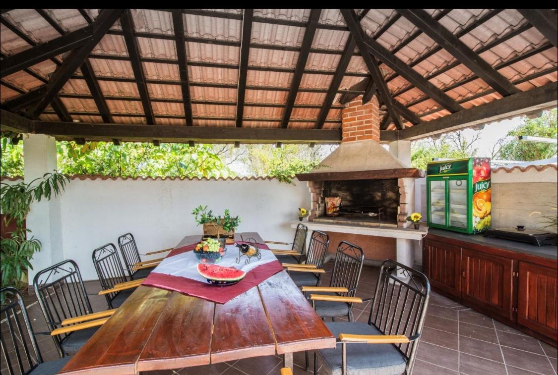 Valdebek, Pula, 350m2