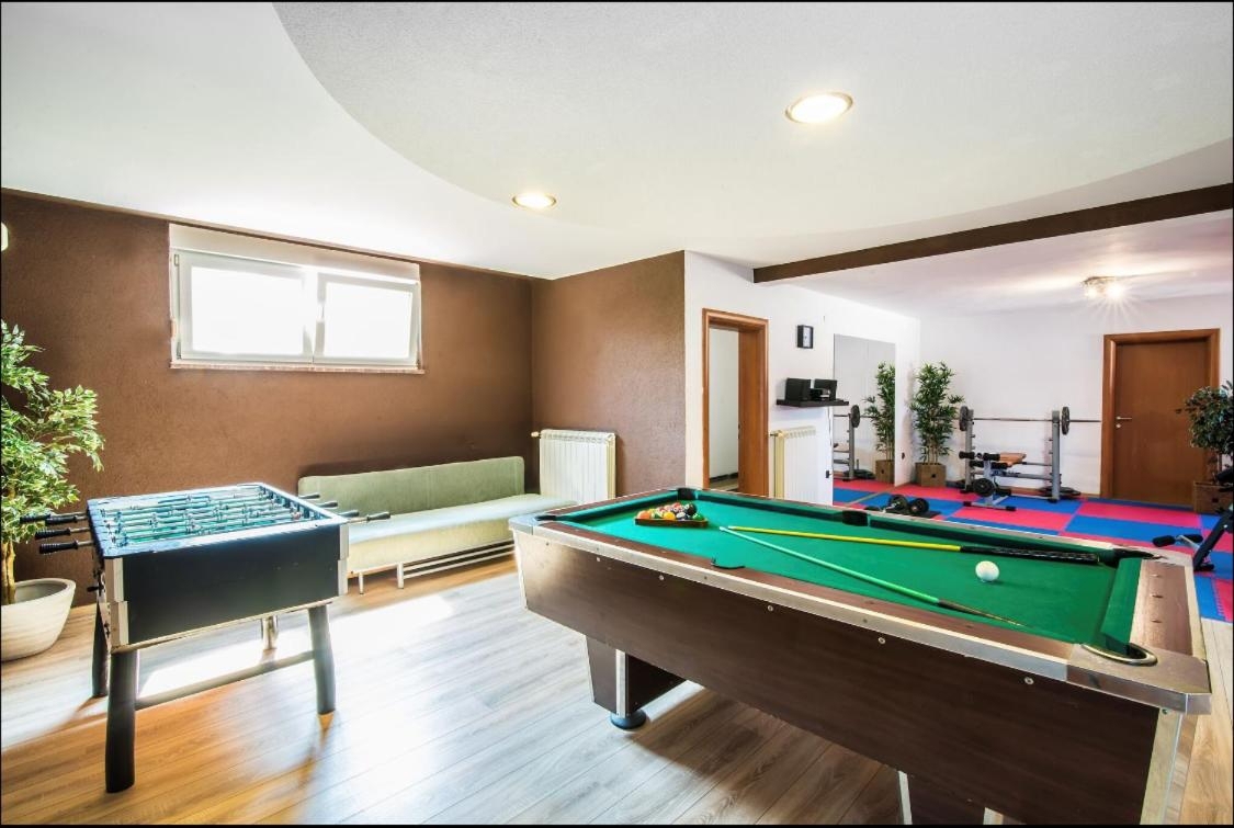 Valdebek, Pula, 350m2