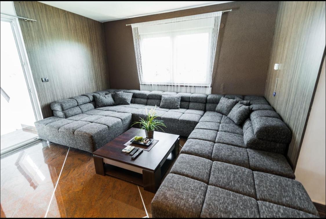 Valdebek, Pula, 350m2