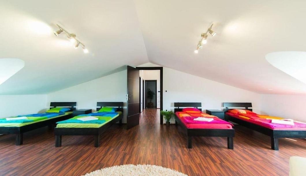 Valdebek, Pula, 350m2