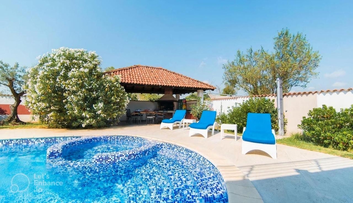 Valdebek, Pula, 350m2