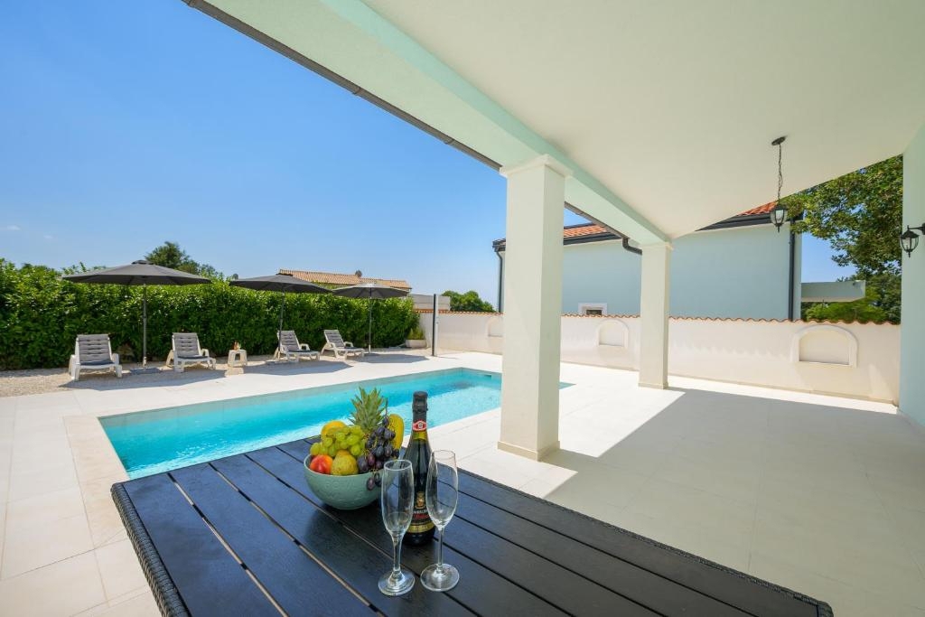 Svetvinčenat, 160m2