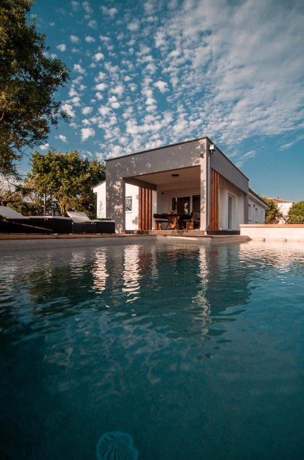 Galižana, Vodnjan, 180m2