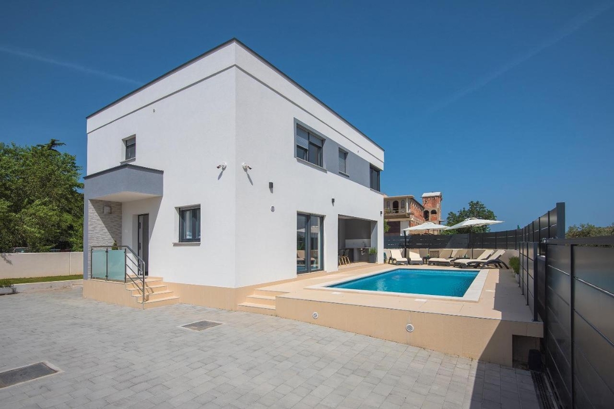 Šikići, Pula, 172m2