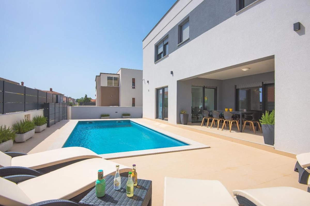 Šikići, Pula, 172m2