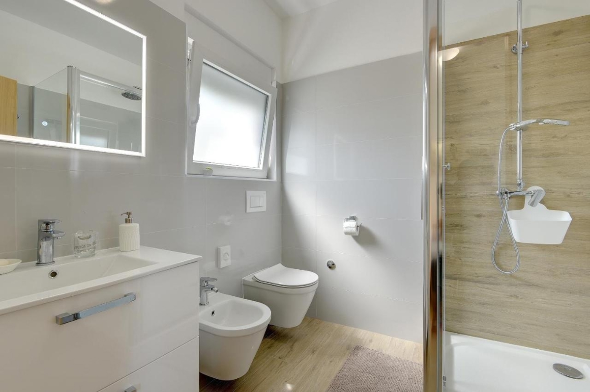 Šikići, Pula, 172m2