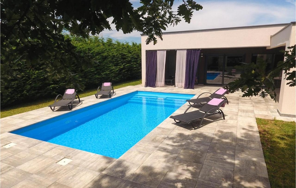 Svetvinčenat, 100m2