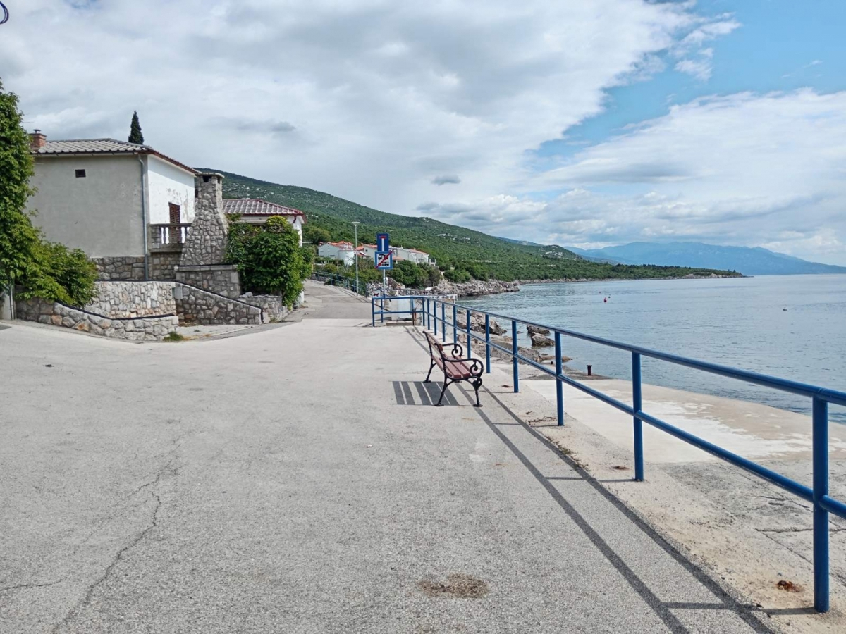 Smokvica Krmpotska, Novi Vinodolski, 51m2