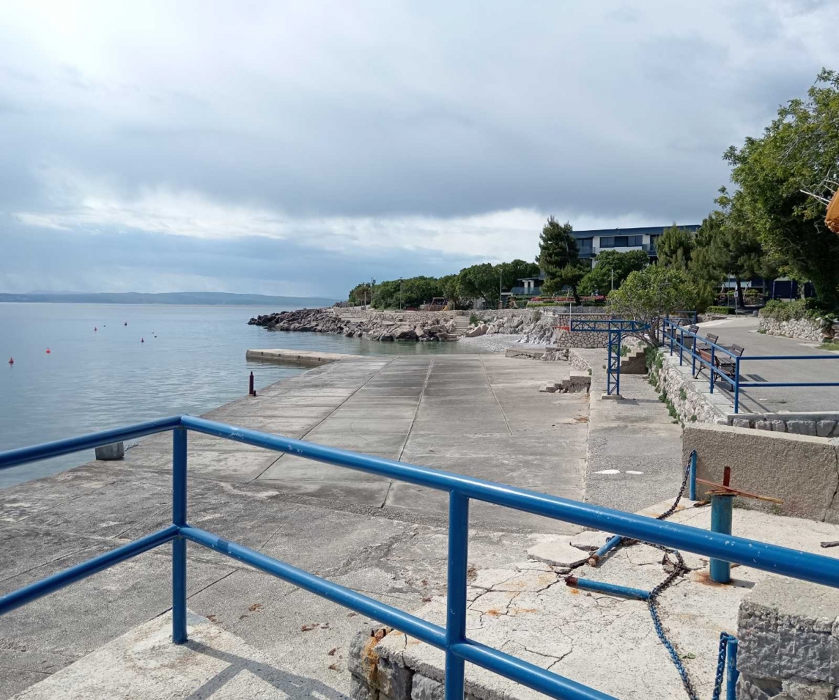 Smokvica Krmpotska, Novi Vinodolski, 51m2