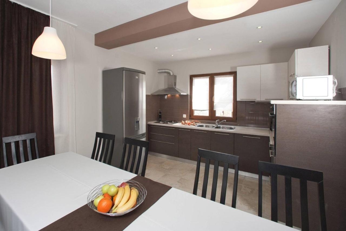 Svetvinčenat, 240m2