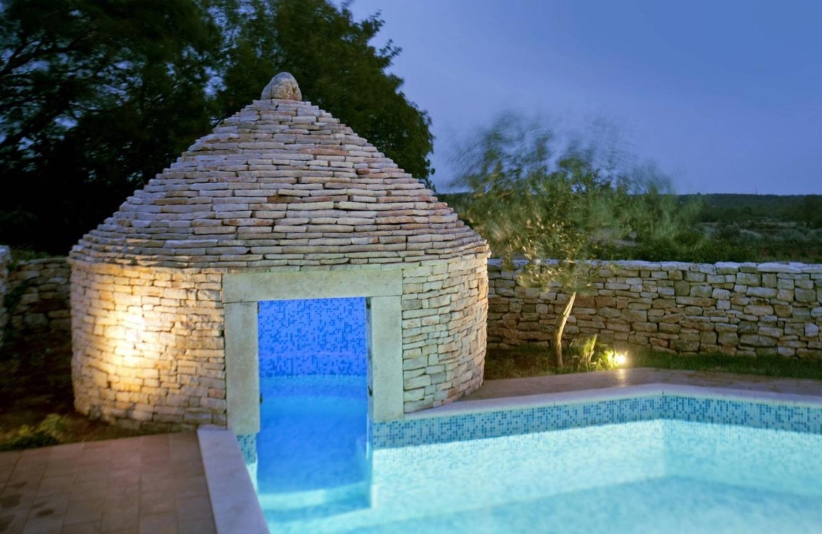 Svetvinčenat, 240m2