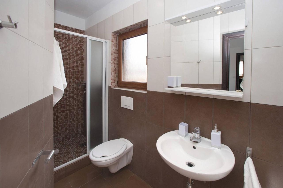 Svetvinčenat, 240m2