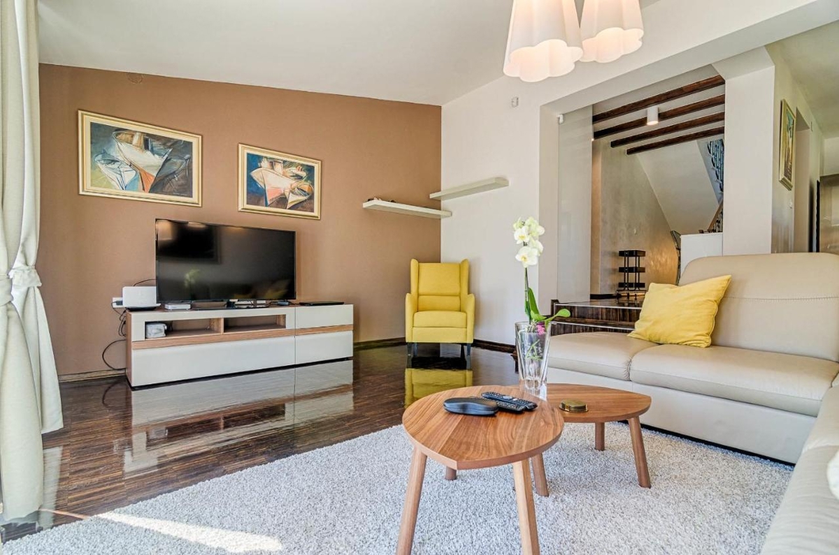 Valbandon, Fažana, 220m2