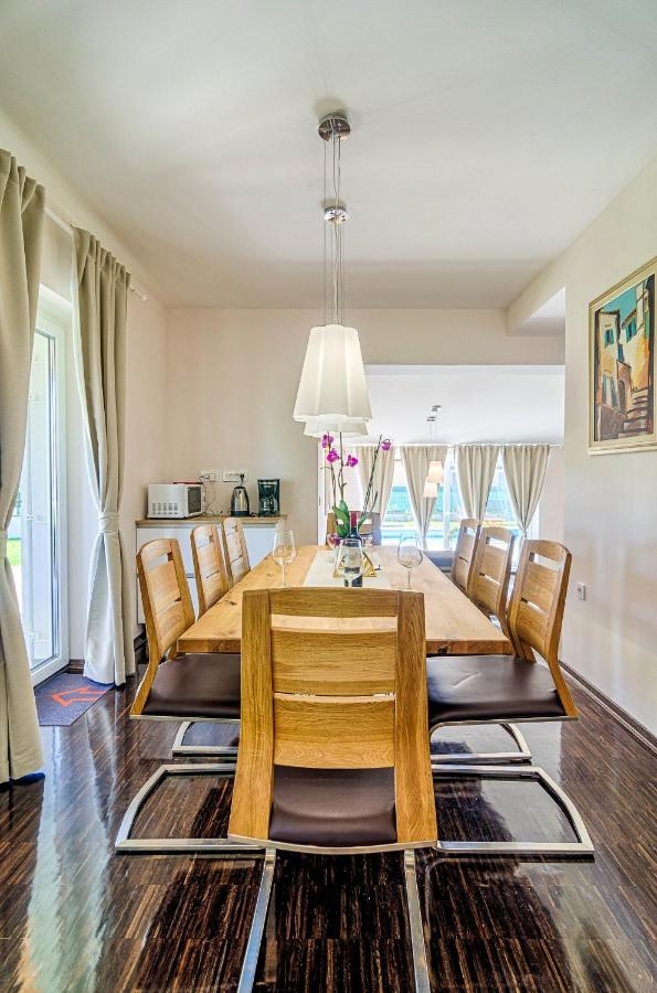 Valbandon, Fažana, 220m2