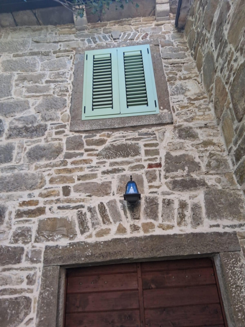 Buzet, 89m2