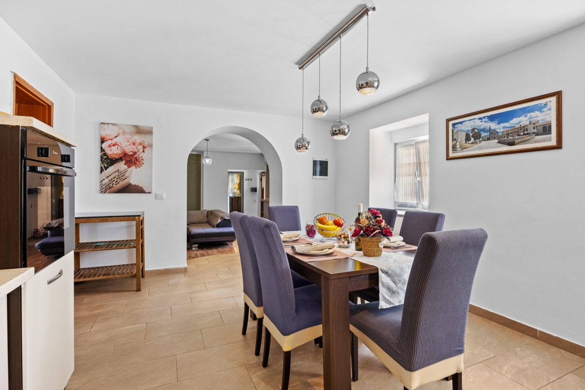 Svetvinčenat, 146m2