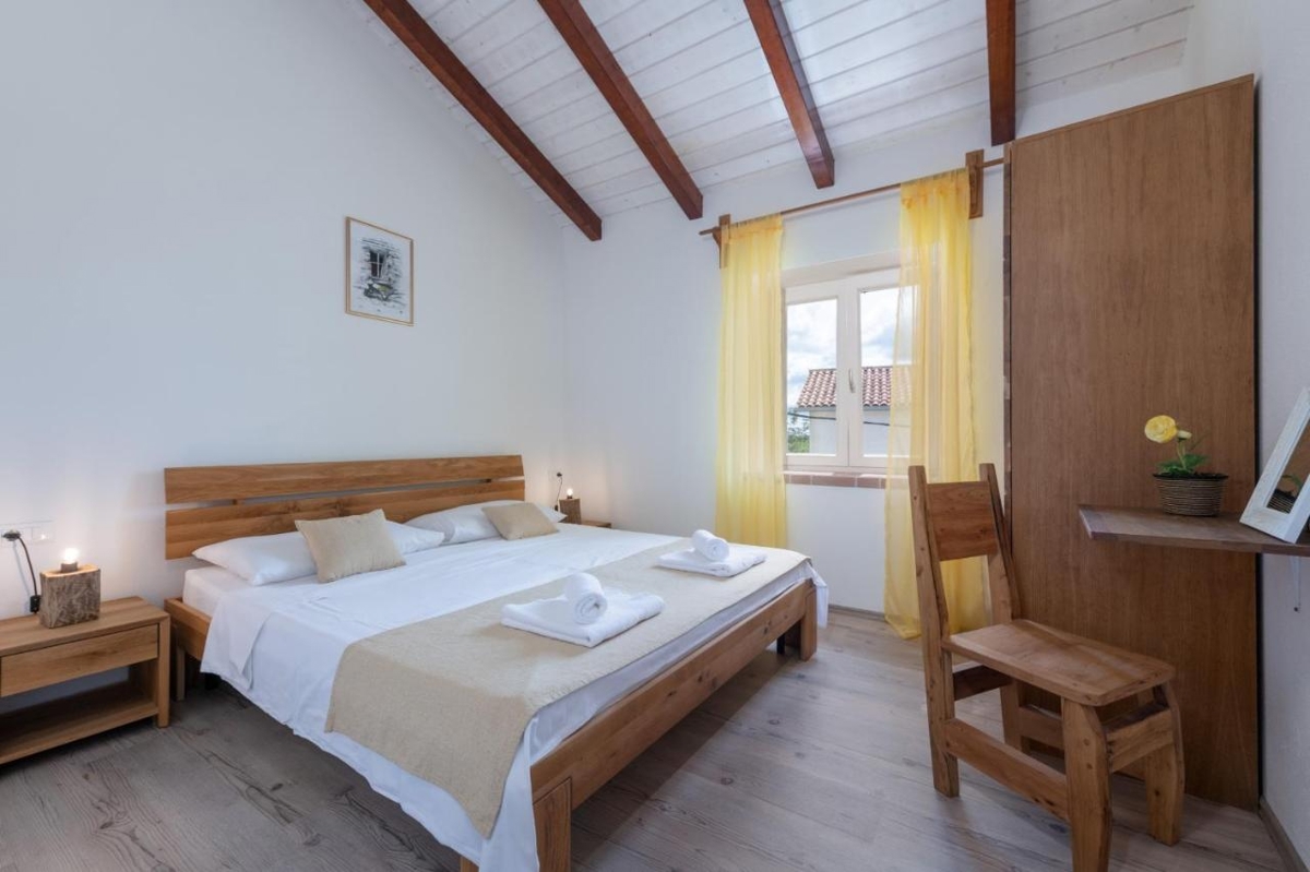 Krnica, Marčana, 150m2