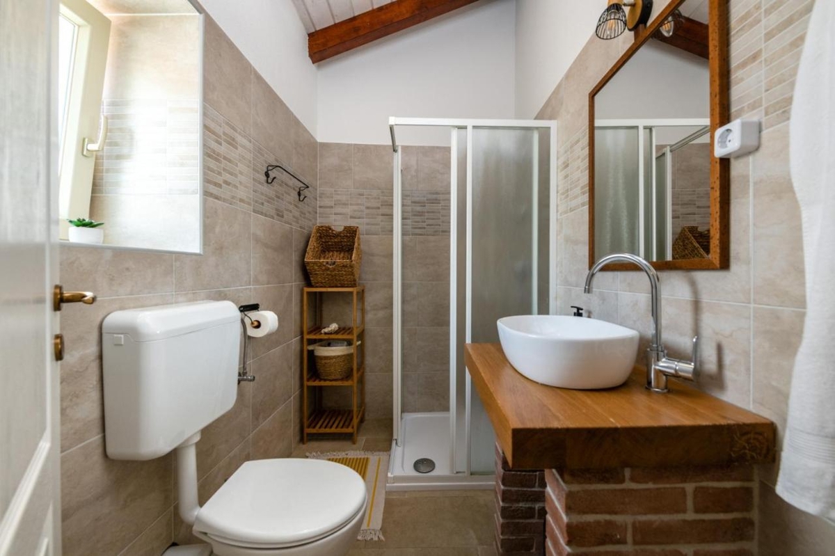 Krnica, Marčana, 150m2