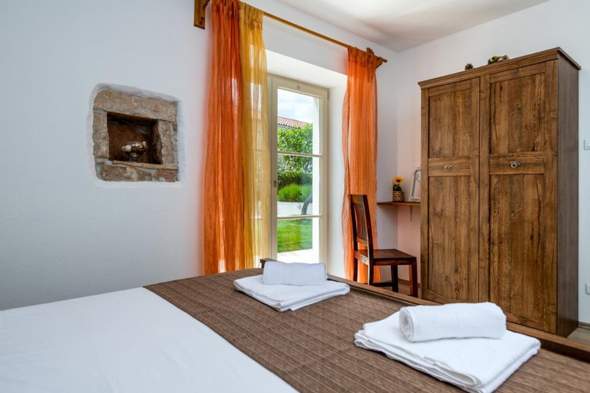 Krnica, Marčana, 150m2