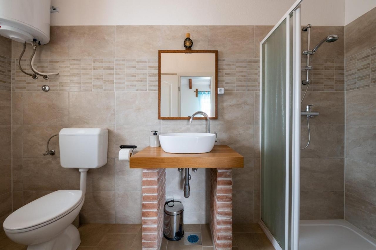 Krnica, Marčana, 150m2