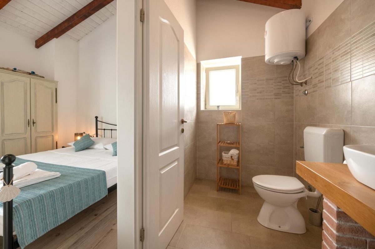 Krnica, Marčana, 150m2