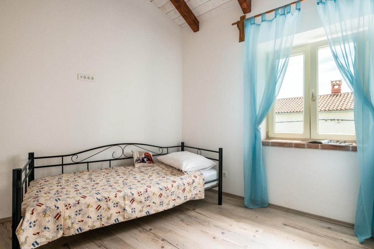 Krnica, Marčana, 150m2