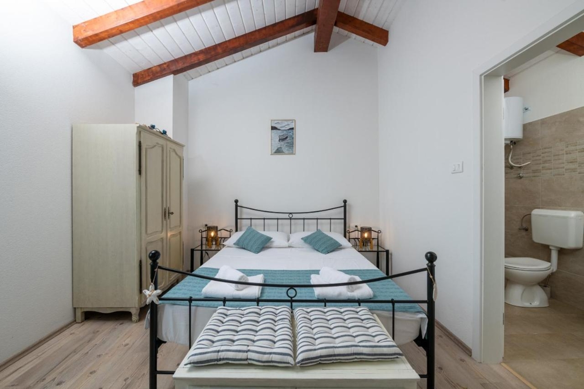 Krnica, Marčana, 150m2